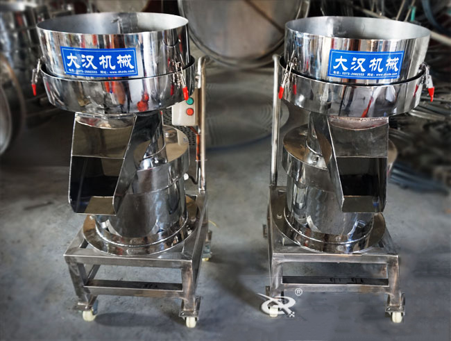 450型過(guò)濾篩機(jī)實(shí)拍：?jiǎn)螌舆^(guò)濾篩過(guò)濾，多用于液體物料的使用。