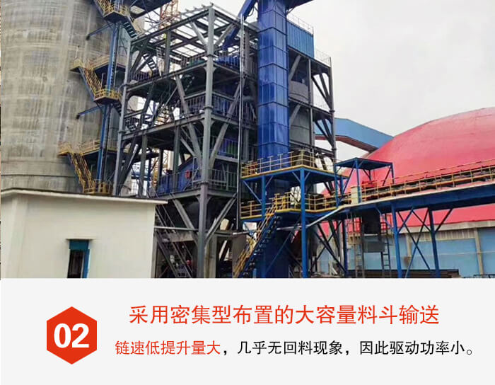 斗式提升機料斗的排列比較緊密可以防止回料現(xiàn)象的出現(xiàn)。